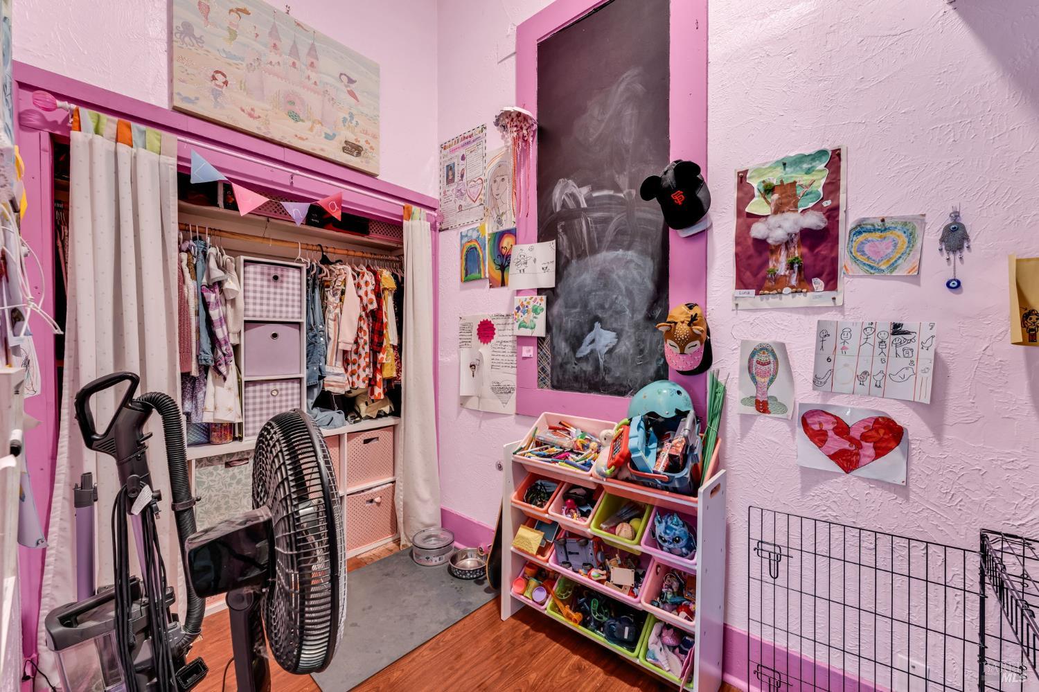 Detail Gallery Image 12 of 50 For 619 B St, San Rafael,  CA 94901 - 2 Beds | 1 Baths