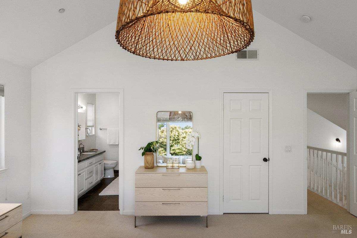 Detail Gallery Image 30 of 72 For 37 Elizabeth Cir, Greenbrae,  CA 94904 - 4 Beds | 2/1 Baths