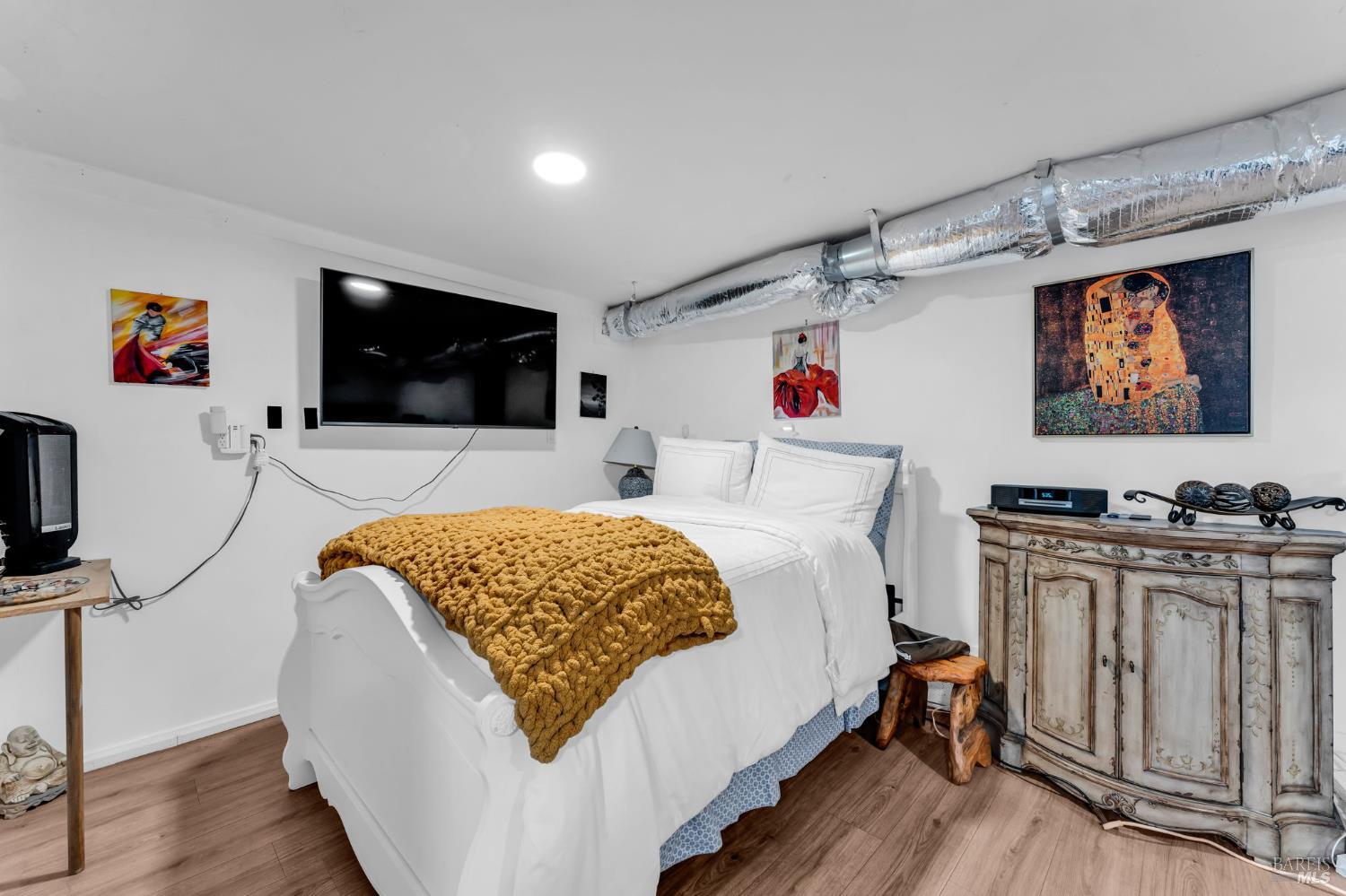 Detail Gallery Image 29 of 50 For 619 B St, San Rafael,  CA 94901 - 2 Beds | 1 Baths