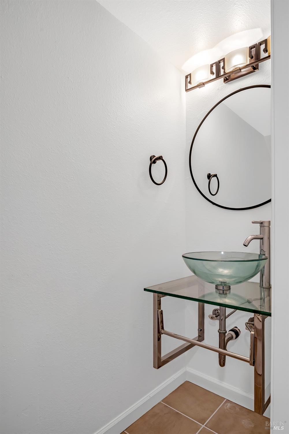 Detail Gallery Image 13 of 34 For 165 Oddstad Dr #61,  Vallejo,  CA 94589 - 2 Beds | 1/1 Baths