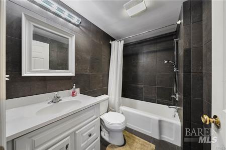 Detail Gallery Image 12 of 34 For 13942 Apple Ln, Clearlake Oaks,  CA 95423 - 3 Beds | 2 Baths