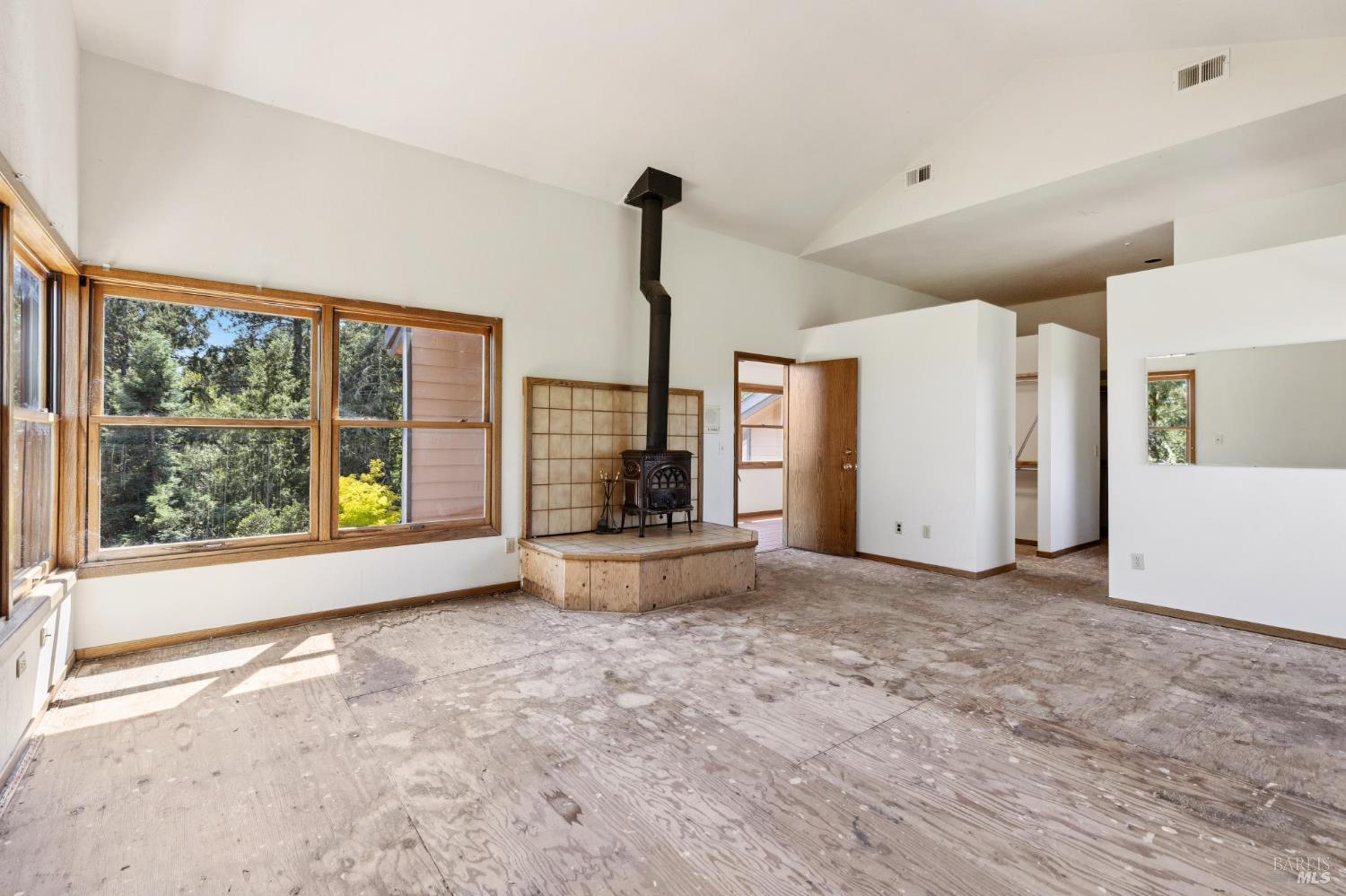 Detail Gallery Image 33 of 99 For 21540 Siri Rd, Guerneville,  CA 95446 - 3 Beds | 2 Baths