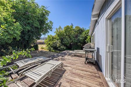 Detail Gallery Image 19 of 34 For 13942 Apple Ln, Clearlake Oaks,  CA 95423 - 3 Beds | 2 Baths