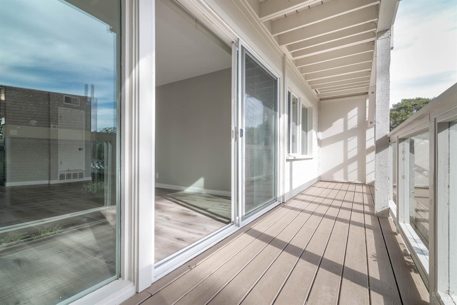 Detail Gallery Image 6 of 6 For 120 Bulkley Ave, Sausalito,  CA 94965 - – Beds | – Baths