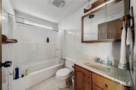 Detail Gallery Image 17 of 34 For 13942 Apple Ln, Clearlake Oaks,  CA 95423 - 3 Beds | 2 Baths