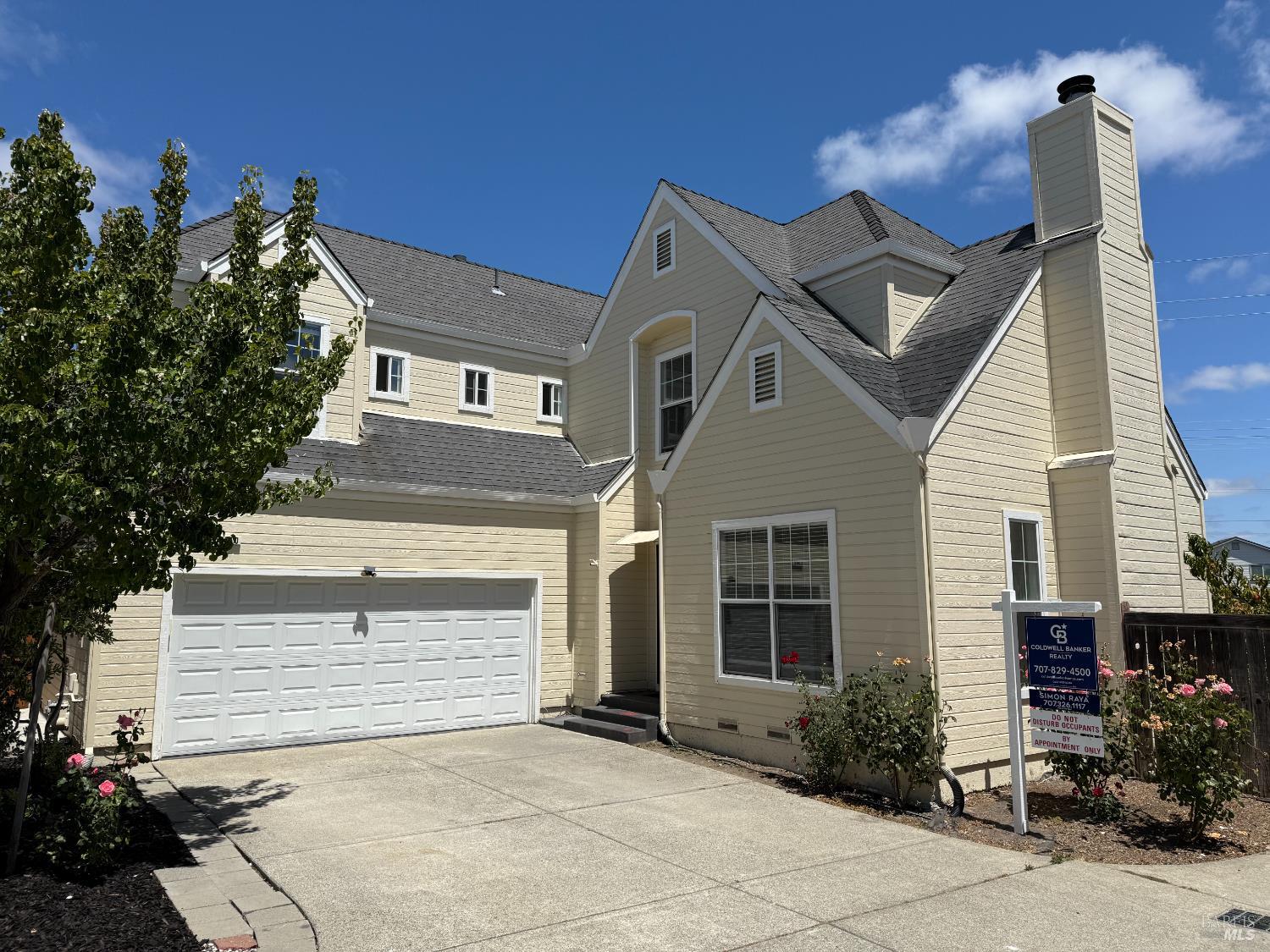 Detail Gallery Image 1 of 1 For 2340 Roburta Ln, Santa Rosa,  CA 95403 - 4 Beds | 2/1 Baths
