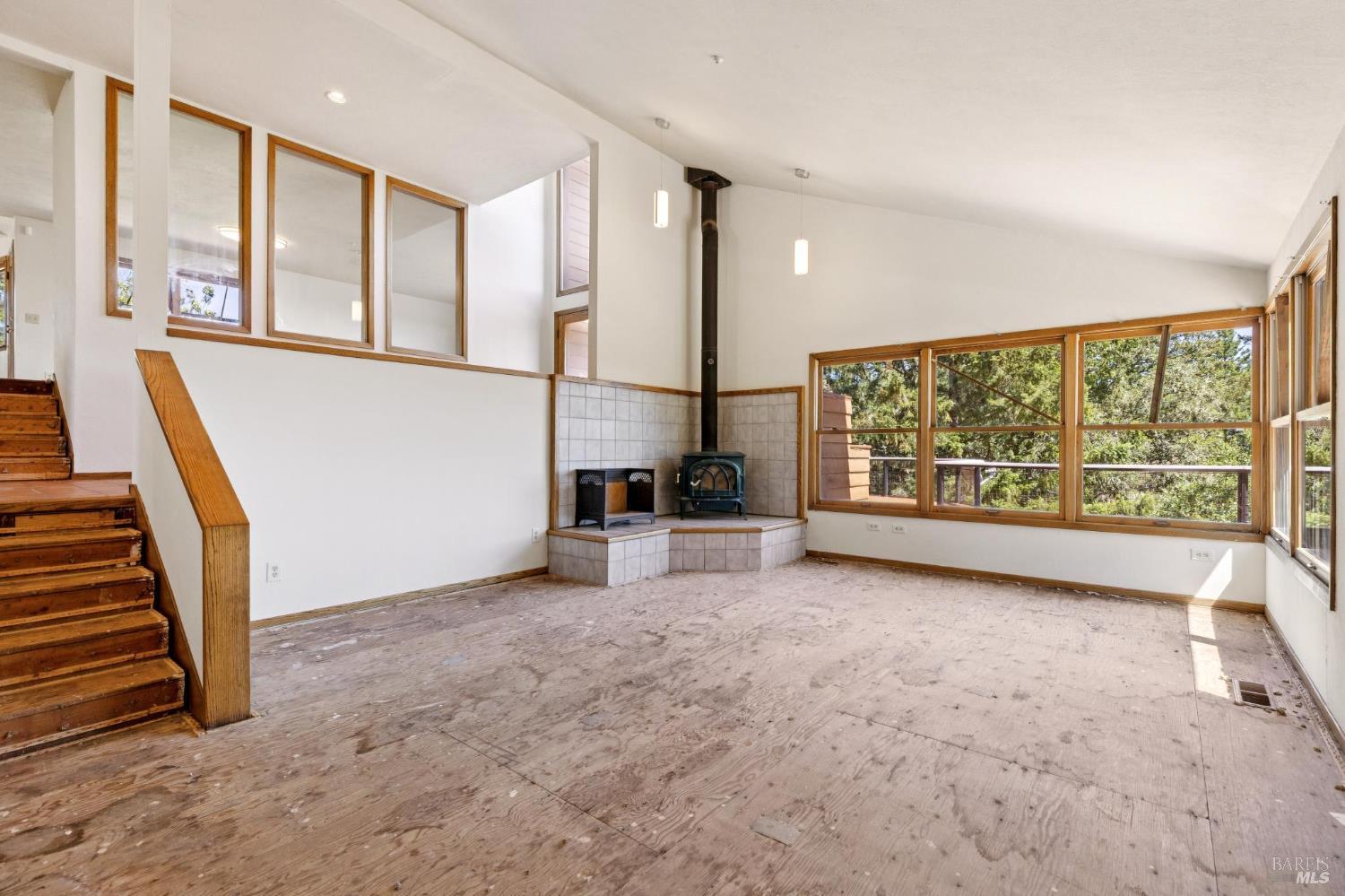 Detail Gallery Image 11 of 99 For 21540 Siri Rd, Guerneville,  CA 95446 - 3 Beds | 2 Baths