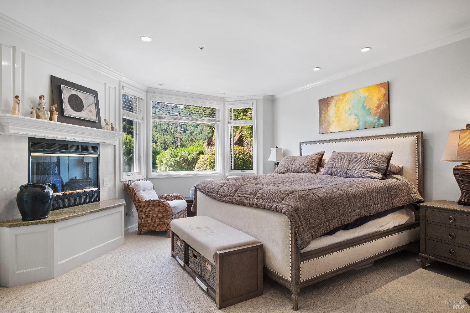 Detail Gallery Image 13 of 41 For 6 Oak Rd, Larkspur,  CA 94939 - 3 Beds | 2/1 Baths