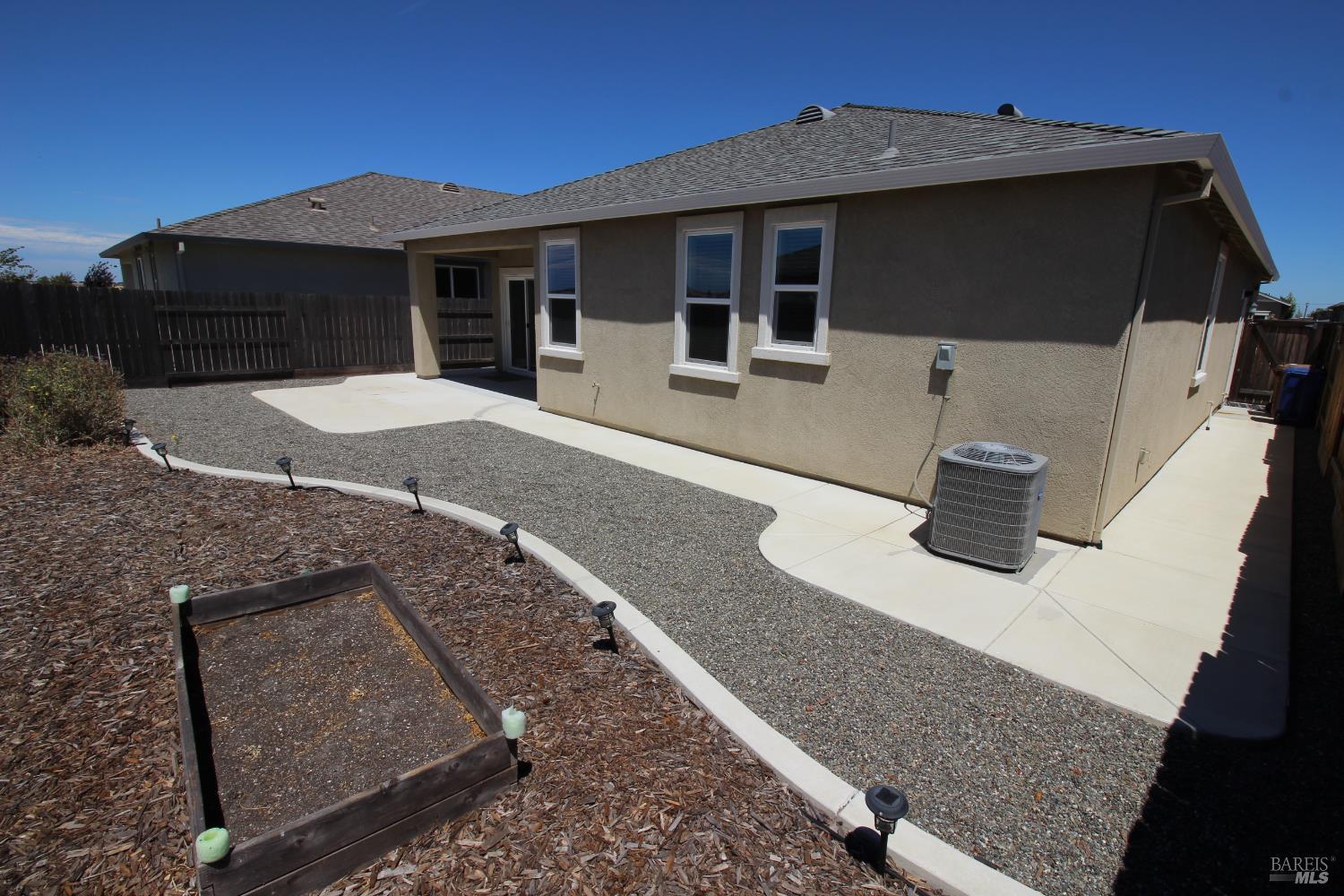 Detail Gallery Image 28 of 44 For 2283 Revival Ln, Rio Vista,  CA 94571 - 2 Beds | 2/1 Baths