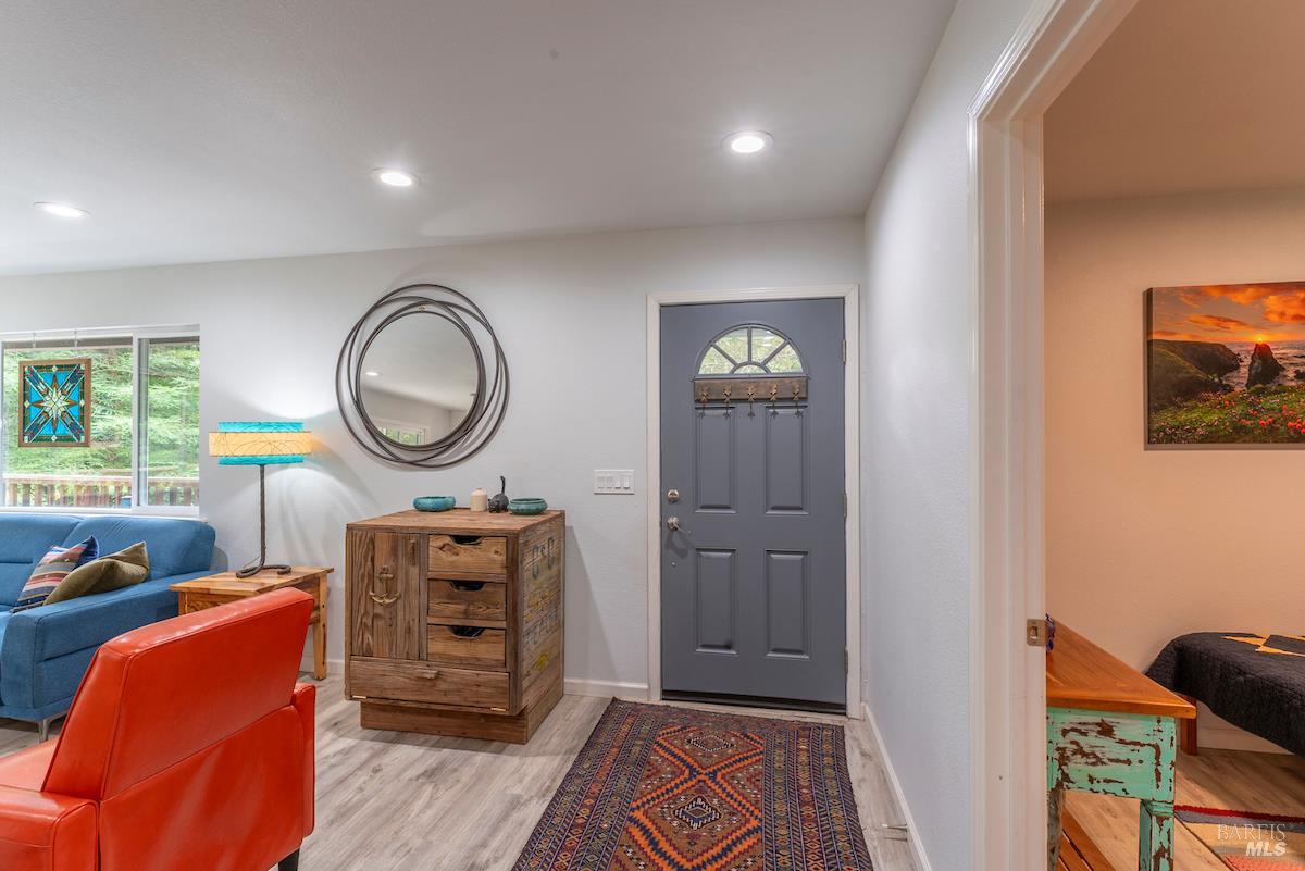 Detail Gallery Image 7 of 25 For 32200 Westwood Dr, Fort Bragg,  CA 95437 - 2 Beds | 2 Baths