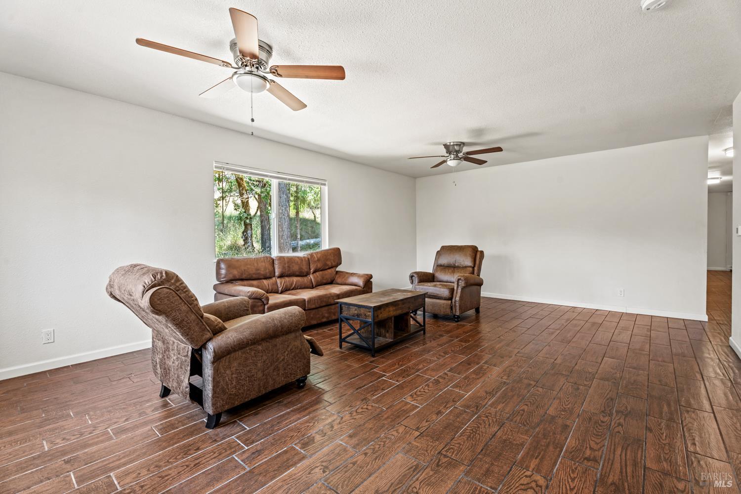 Detail Gallery Image 26 of 27 For 26051 Sherwood Rd, Willits,  CA 95490 - 4 Beds | 3 Baths