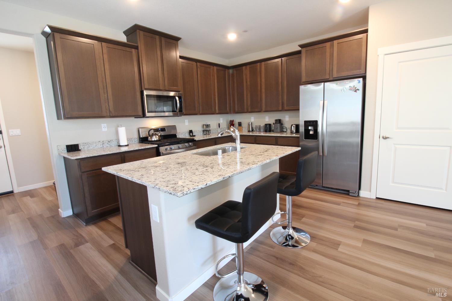 Detail Gallery Image 5 of 44 For 2283 Revival Ln, Rio Vista,  CA 94571 - 2 Beds | 2/1 Baths