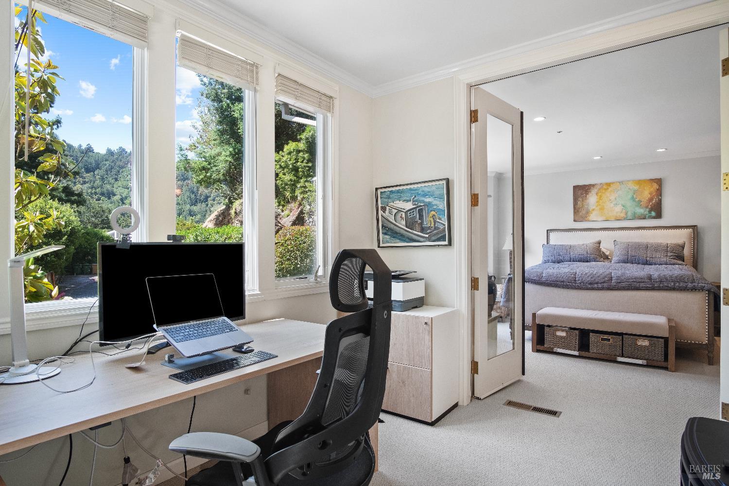 Detail Gallery Image 15 of 41 For 6 Oak Rd, Larkspur,  CA 94939 - 3 Beds | 2/1 Baths
