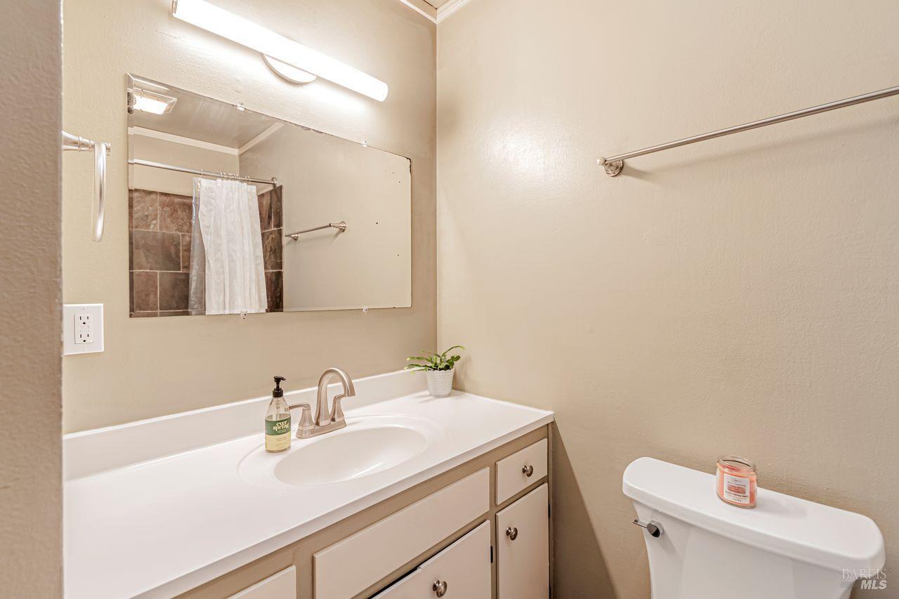 Detail Gallery Image 19 of 29 For 7840 Bernice Ct, Rohnert Park,  CA 94928 - 3 Beds | 2 Baths