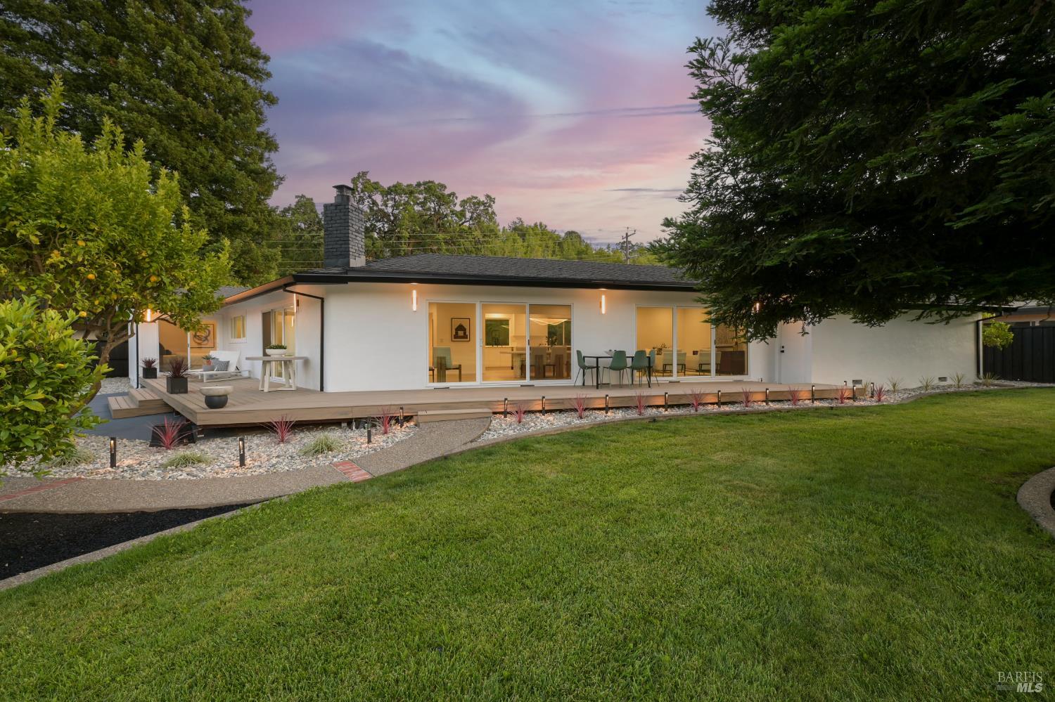 Detail Gallery Image 63 of 69 For 120 Fairway Dr, Novato,  CA 94949 - 3 Beds | 3/1 Baths
