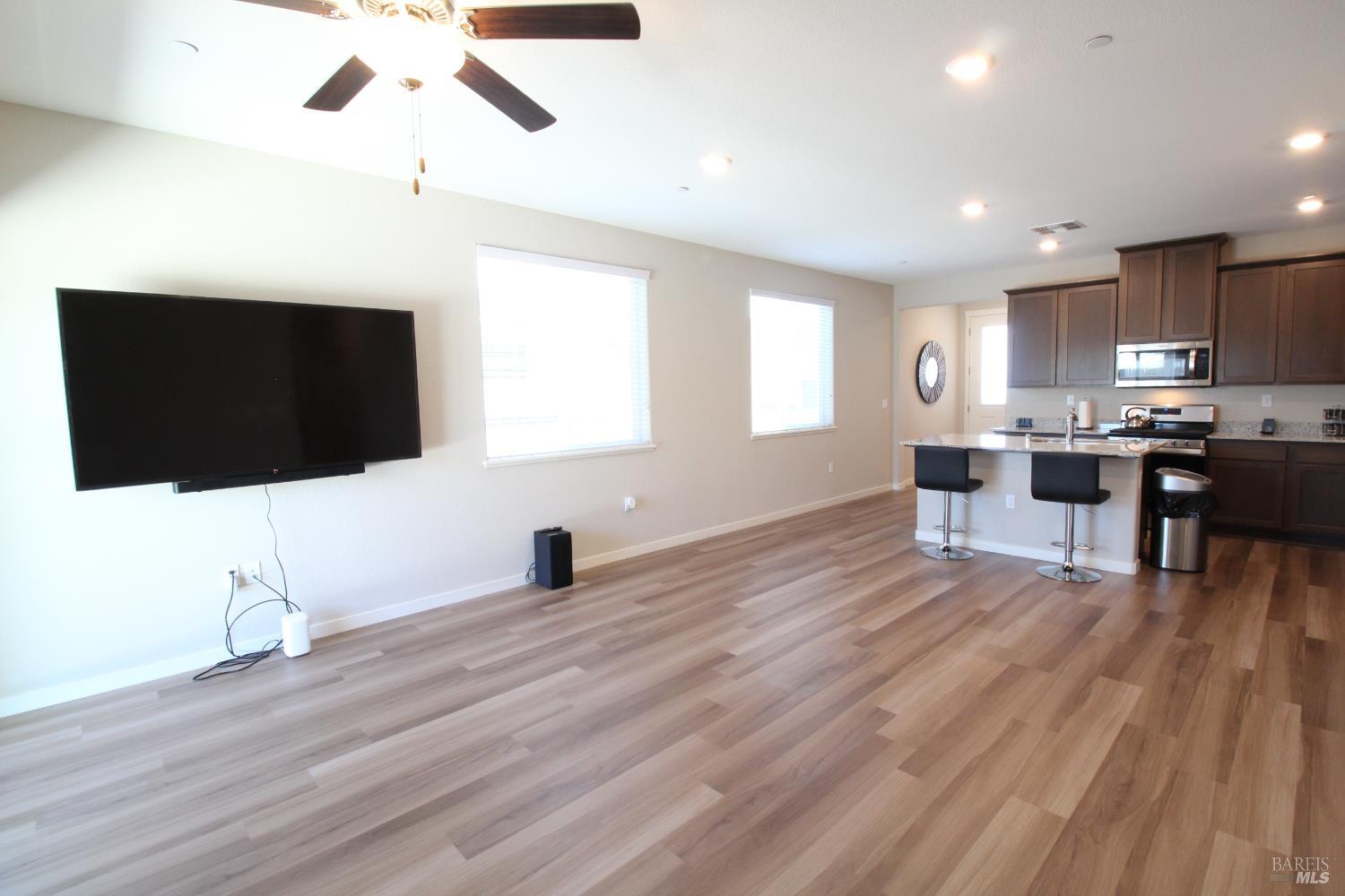 Detail Gallery Image 9 of 44 For 2283 Revival Ln, Rio Vista,  CA 94571 - 2 Beds | 2/1 Baths