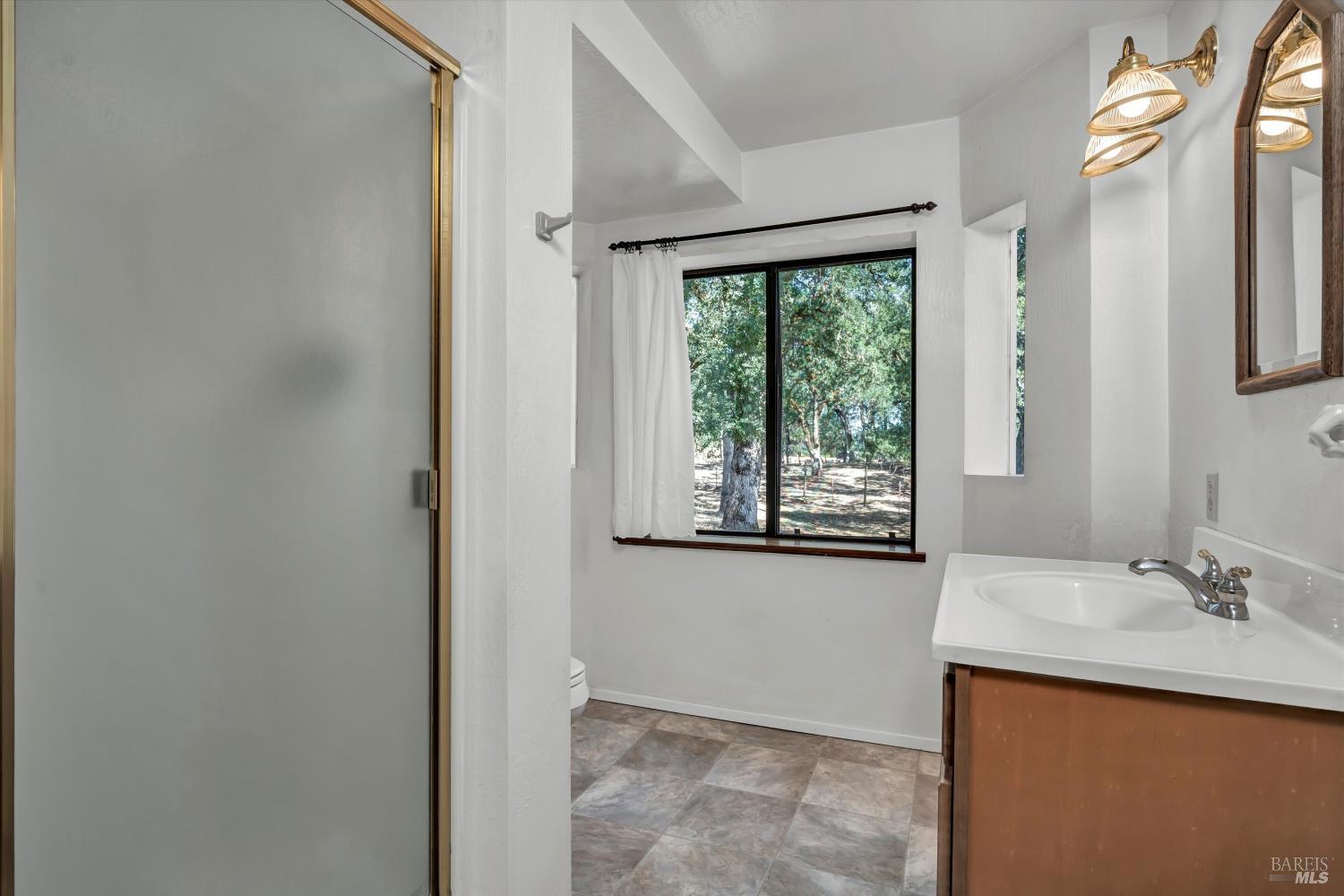 Detail Gallery Image 22 of 57 For 2110 Diane Way #4423,  Lakeport,  CA 95453 - 3 Beds | 2/1 Baths