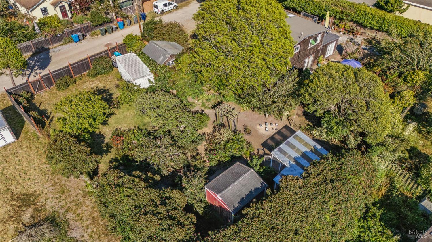 Detail Gallery Image 68 of 76 For 125 Aspen Rd, Bolinas,  CA 94924 - 4 Beds | 2 Baths