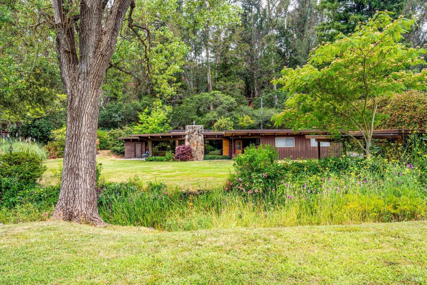Detail Gallery Image 1 of 49 For 3450 Chanate Rd, Santa Rosa,  CA 95404 - 3 Beds | 1/1 Baths