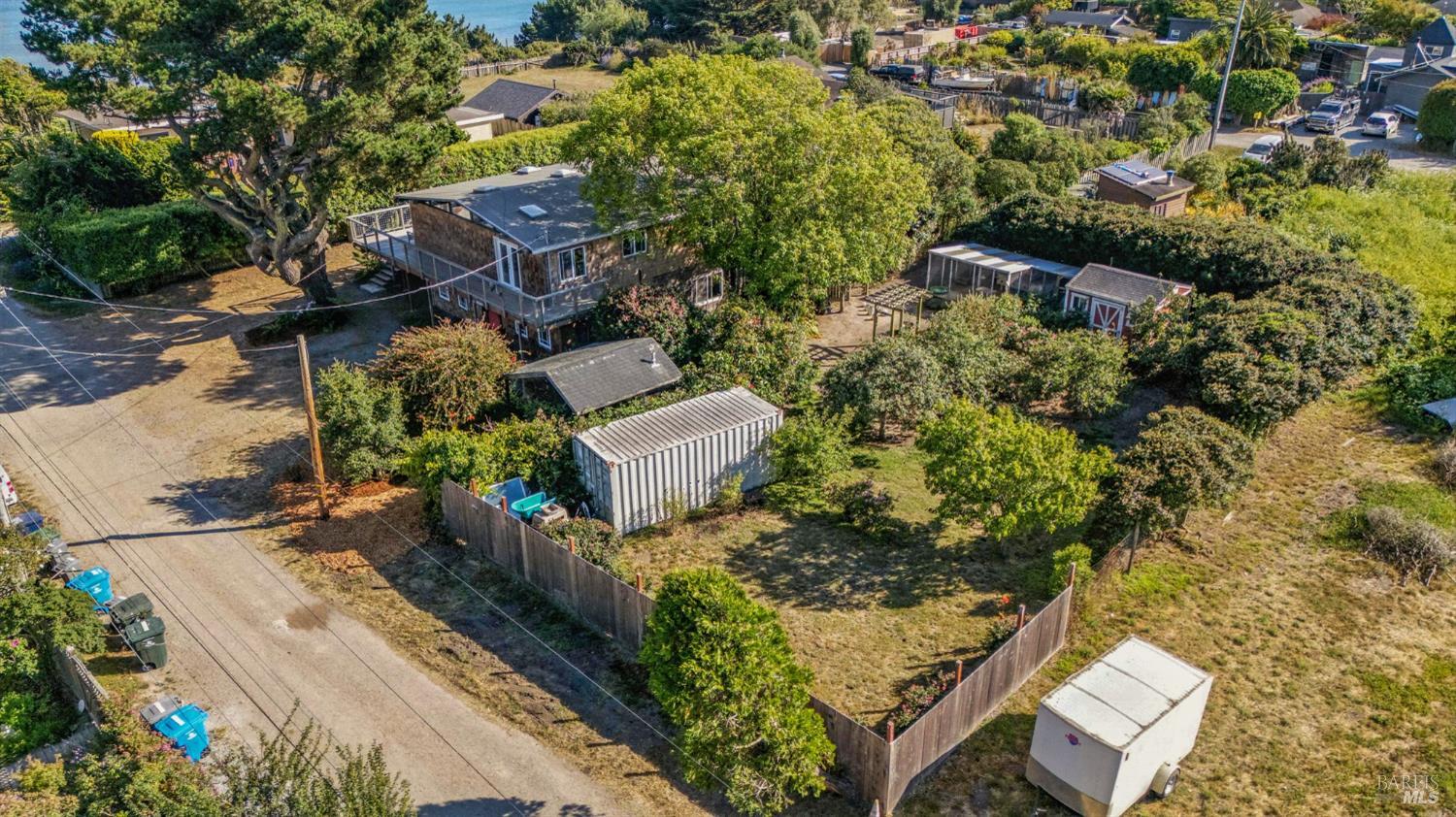 Detail Gallery Image 67 of 76 For 125 Aspen Rd, Bolinas,  CA 94924 - 4 Beds | 2 Baths