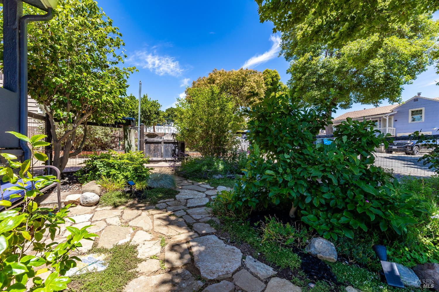 Detail Gallery Image 4 of 50 For 613 Jennings Ave, Vallejo,  CA 94591 - 2 Beds | 1 Baths