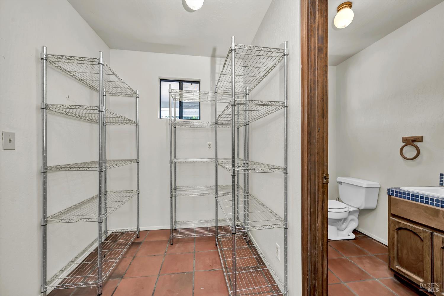 Detail Gallery Image 11 of 57 For 2110 Diane Way #4423,  Lakeport,  CA 95453 - 3 Beds | 2/1 Baths