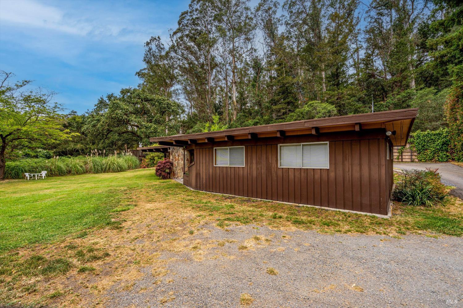 Detail Gallery Image 42 of 49 For 3450 Chanate Rd, Santa Rosa,  CA 95404 - 3 Beds | 1/1 Baths