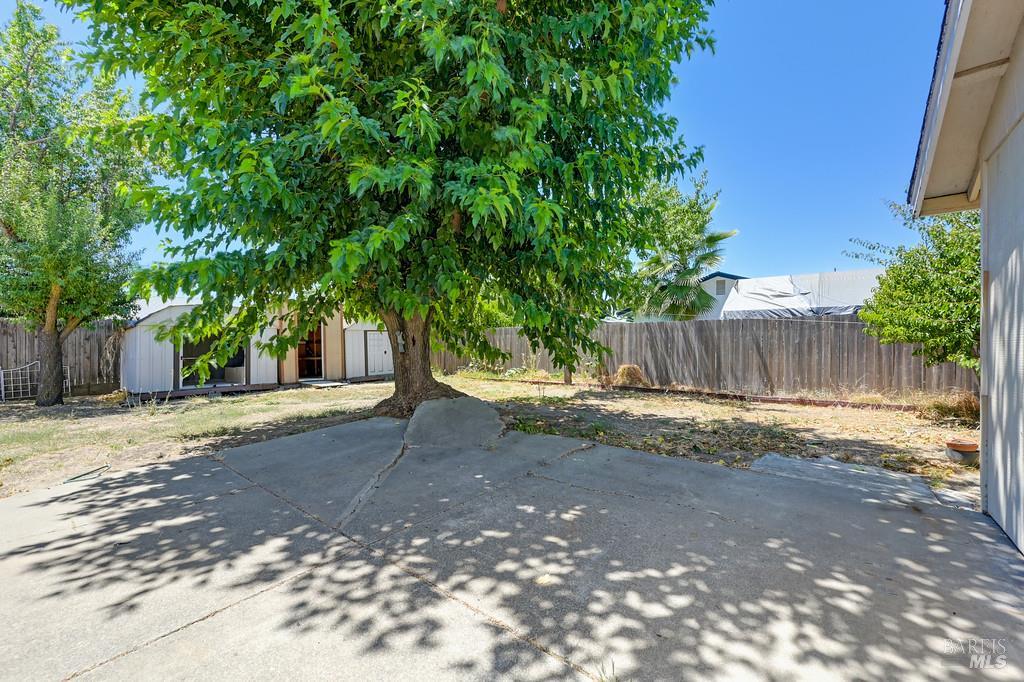 Detail Gallery Image 15 of 18 For 505 W H St, Dixon,  CA 95620 - 3 Beds | 2 Baths