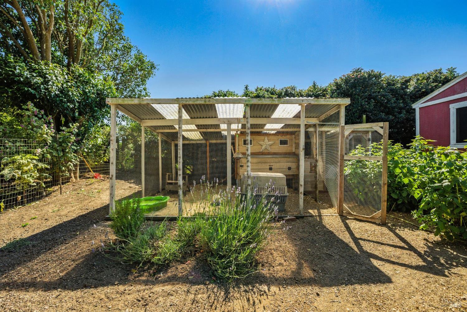 Detail Gallery Image 45 of 76 For 125 Aspen Rd, Bolinas,  CA 94924 - 4 Beds | 2 Baths