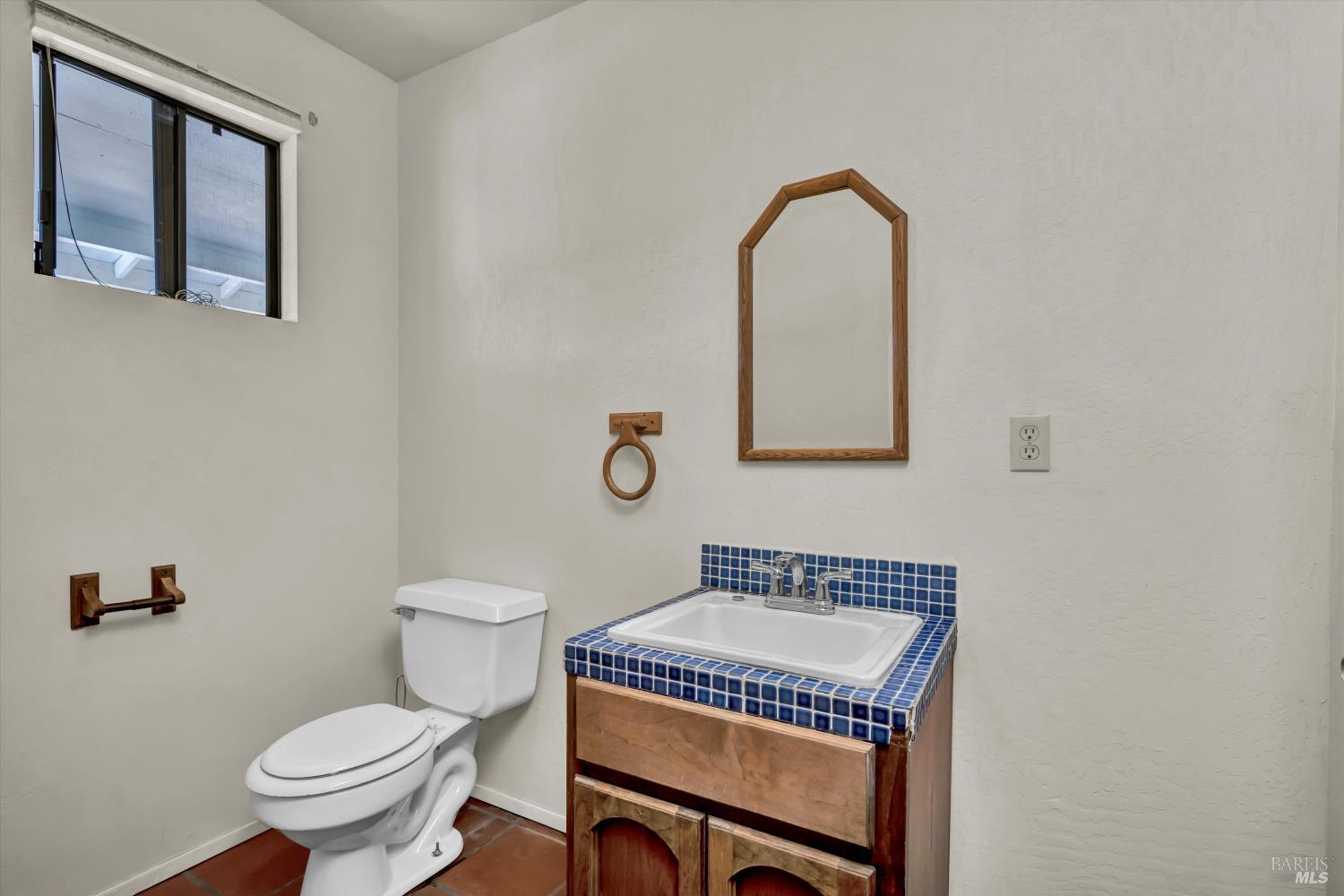 Detail Gallery Image 12 of 57 For 2110 Diane Way #4423,  Lakeport,  CA 95453 - 3 Beds | 2/1 Baths