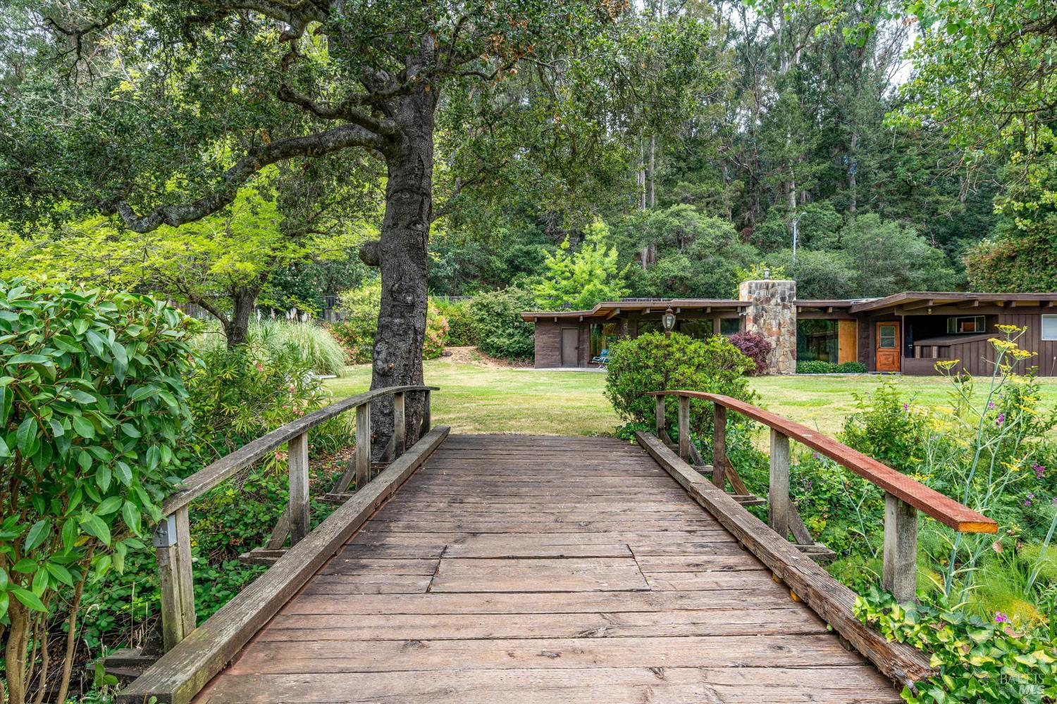 Detail Gallery Image 12 of 49 For 3450 Chanate Rd, Santa Rosa,  CA 95404 - 3 Beds | 1/1 Baths