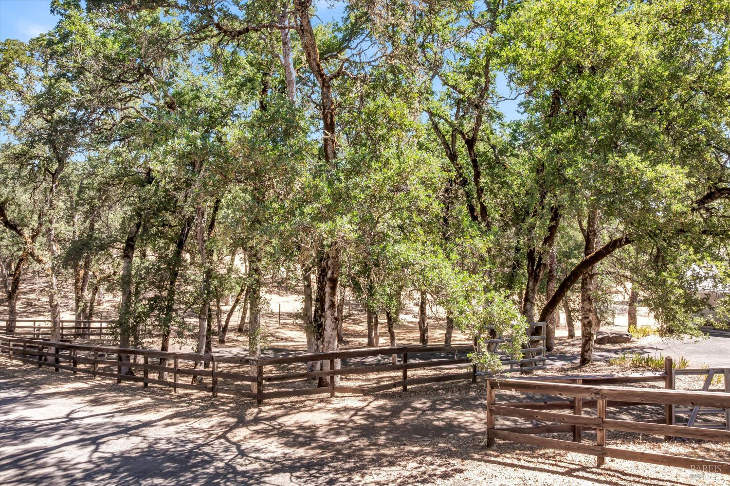 Detail Gallery Image 42 of 57 For 2110 Diane Way #4423,  Lakeport,  CA 95453 - 3 Beds | 2/1 Baths