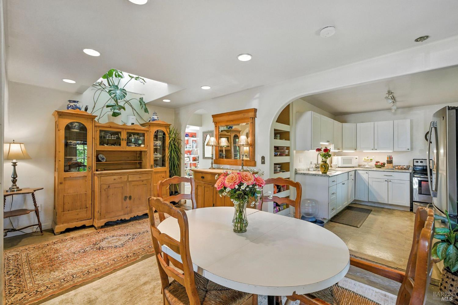 Detail Gallery Image 10 of 76 For 125 Aspen Rd, Bolinas,  CA 94924 - 4 Beds | 2 Baths