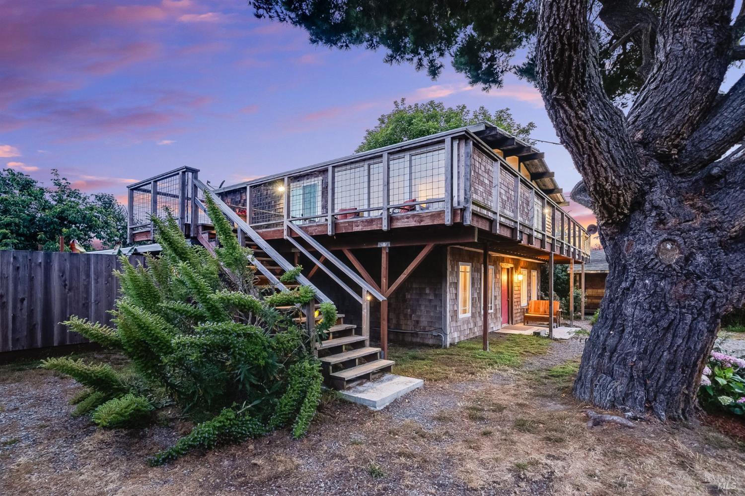 Detail Gallery Image 23 of 76 For 125 Aspen Rd, Bolinas,  CA 94924 - 4 Beds | 2 Baths