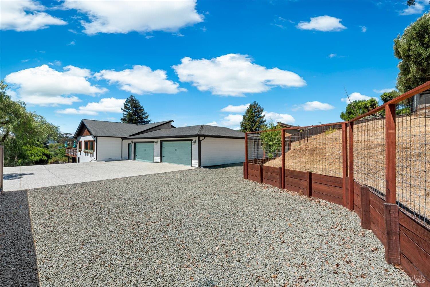 Detail Gallery Image 78 of 83 For 2135 E 2nd St, Benicia,  CA 94510 - 5 Beds | 4 Baths