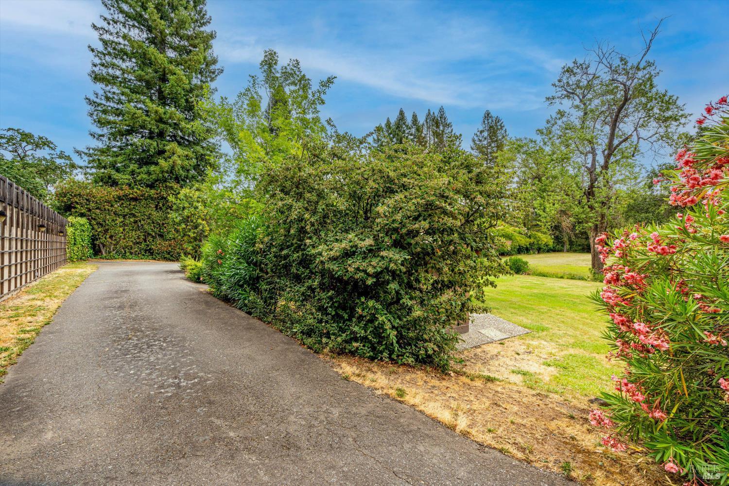 Detail Gallery Image 36 of 49 For 3450 Chanate Rd, Santa Rosa,  CA 95404 - 3 Beds | 1/1 Baths