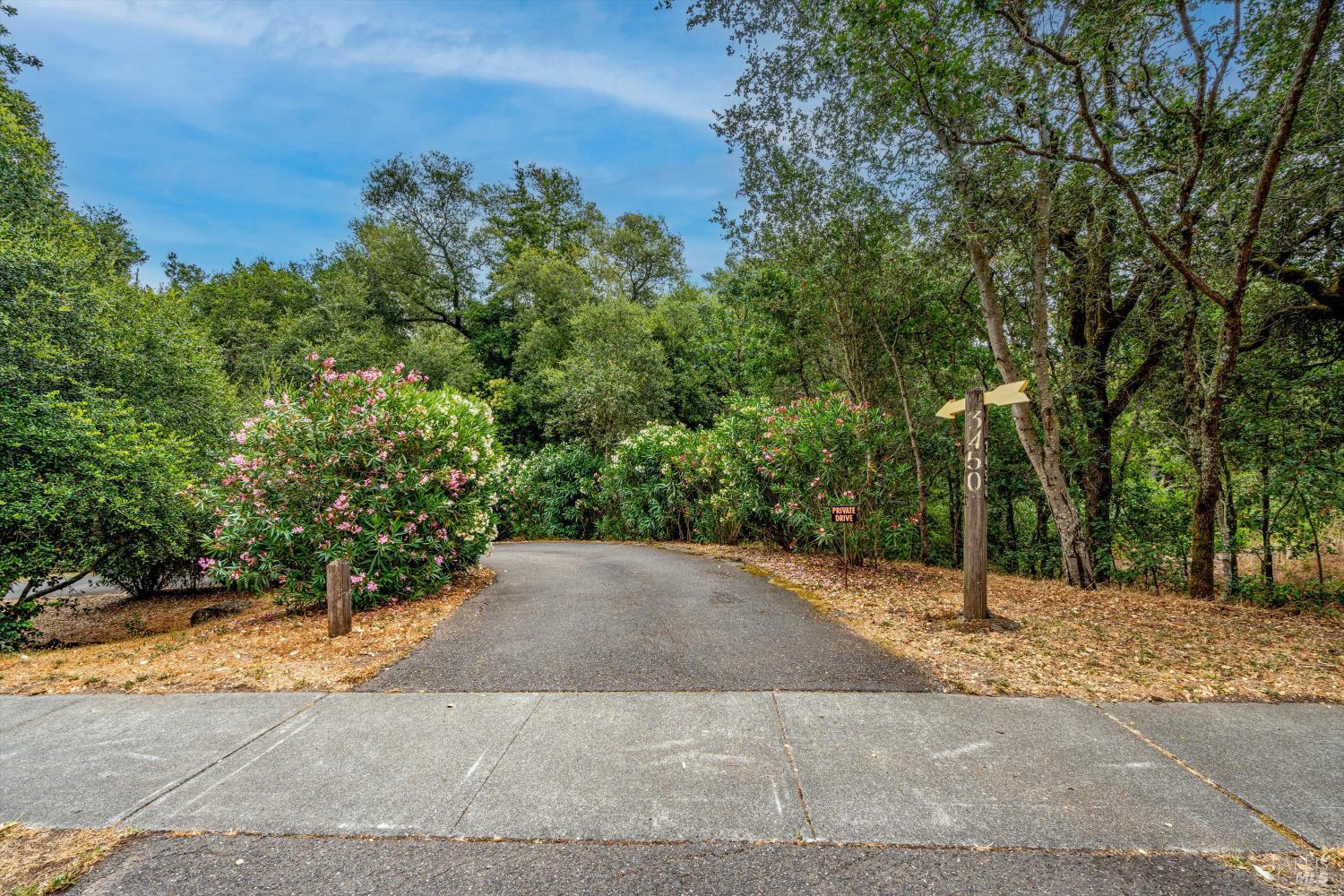 Detail Gallery Image 33 of 49 For 3450 Chanate Rd, Santa Rosa,  CA 95404 - 3 Beds | 1/1 Baths
