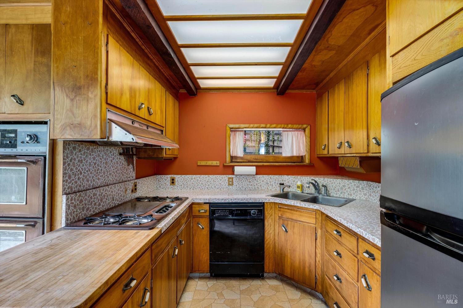 Detail Gallery Image 24 of 49 For 3450 Chanate Rd, Santa Rosa,  CA 95404 - 3 Beds | 1/1 Baths
