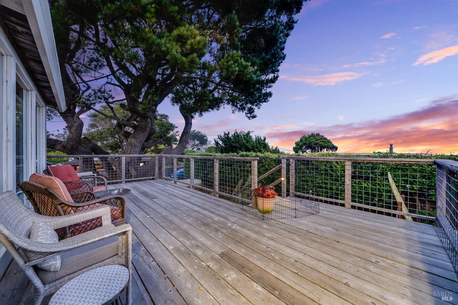 Detail Gallery Image 26 of 76 For 125 Aspen Rd, Bolinas,  CA 94924 - 4 Beds | 2 Baths