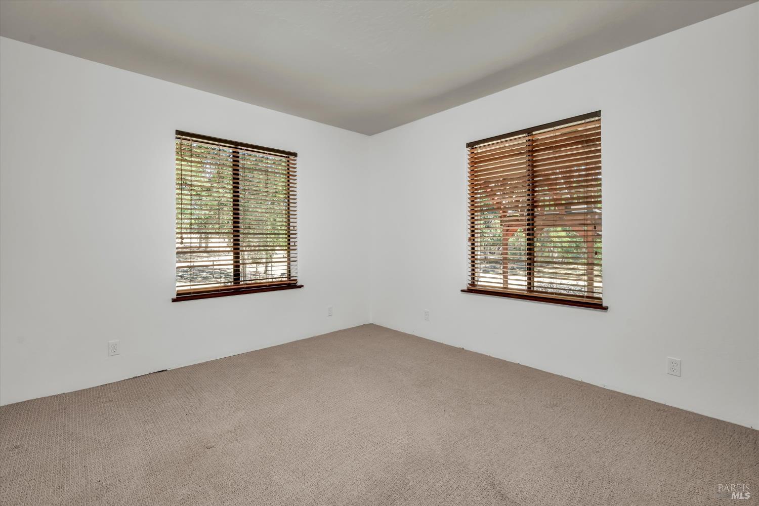Detail Gallery Image 23 of 57 For 2110 Diane Way #4423,  Lakeport,  CA 95453 - 3 Beds | 2/1 Baths