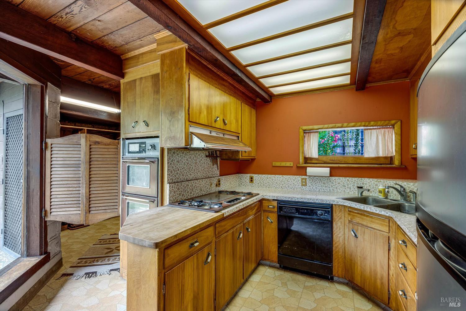 Detail Gallery Image 26 of 49 For 3450 Chanate Rd, Santa Rosa,  CA 95404 - 3 Beds | 1/1 Baths