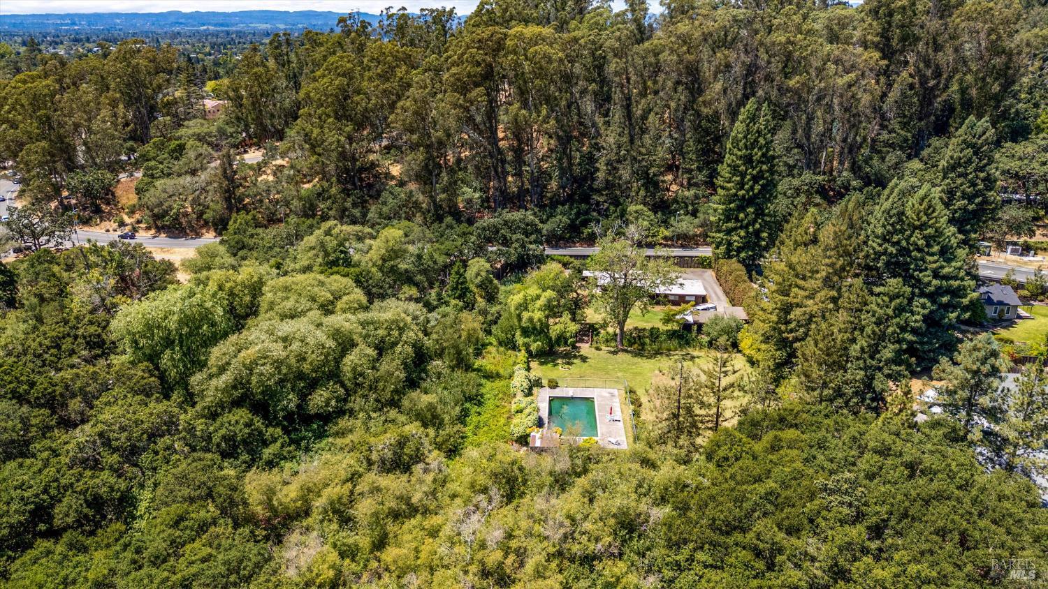 Detail Gallery Image 6 of 49 For 3450 Chanate Rd, Santa Rosa,  CA 95404 - 3 Beds | 1/1 Baths