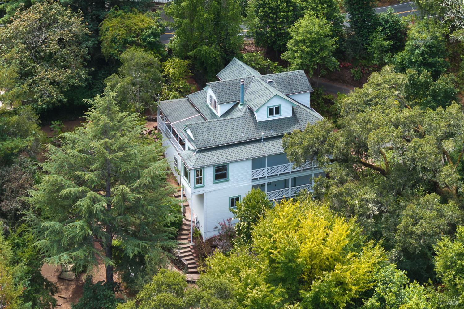 Detail Gallery Image 2 of 35 For 14952 Coleman Valley Rd, Occidental,  CA 95465 - 6 Beds | 3 Baths
