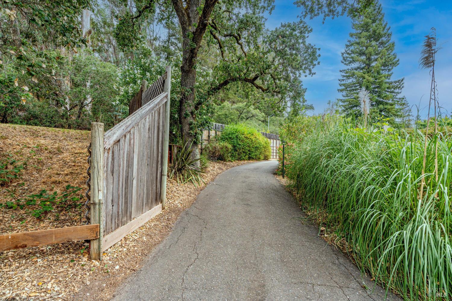 Detail Gallery Image 34 of 49 For 3450 Chanate Rd, Santa Rosa,  CA 95404 - 3 Beds | 1/1 Baths