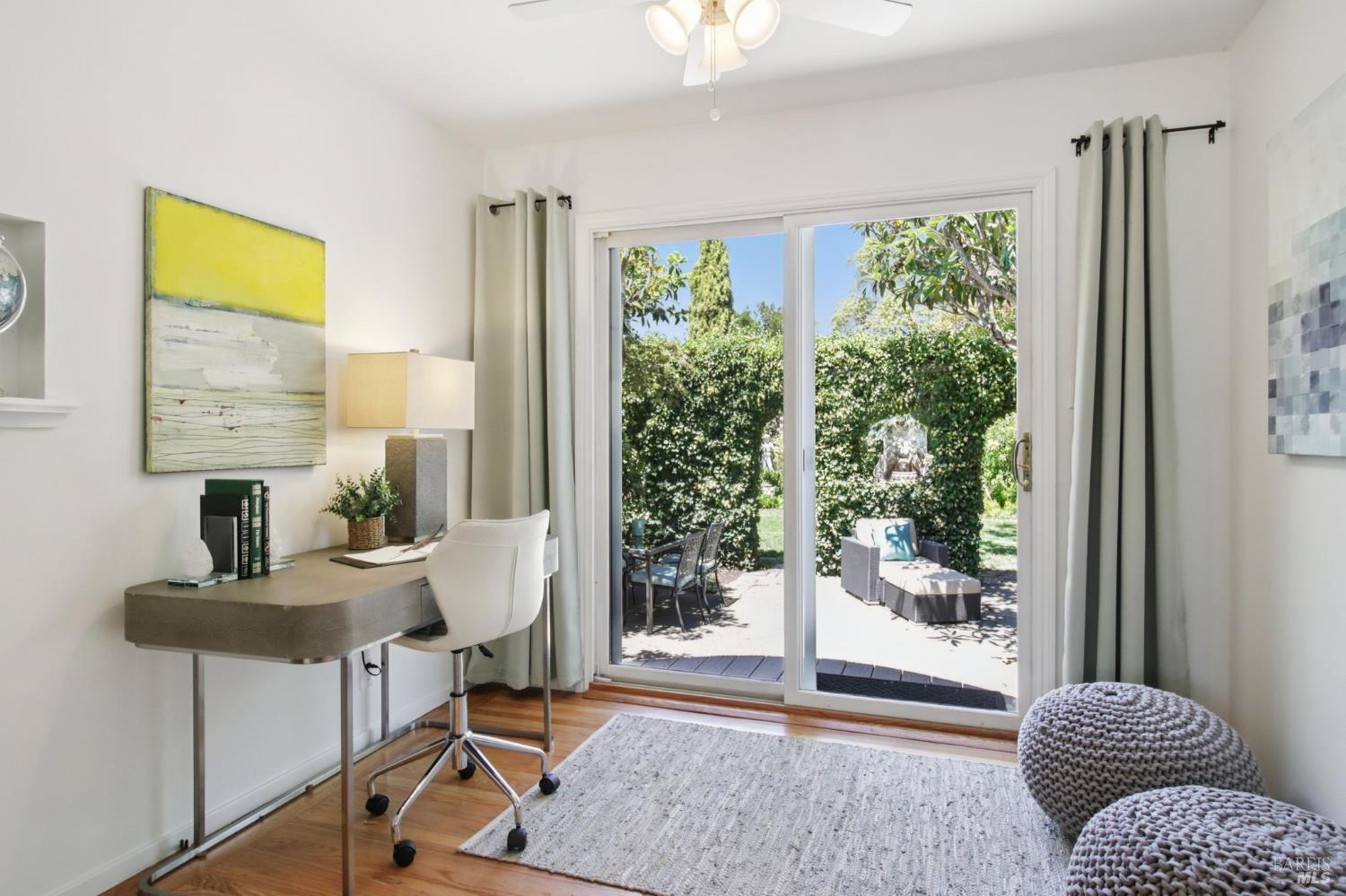Detail Gallery Image 5 of 28 For 754 Bradley Ave, Novato,  CA 94947 - 3 Beds | 2 Baths