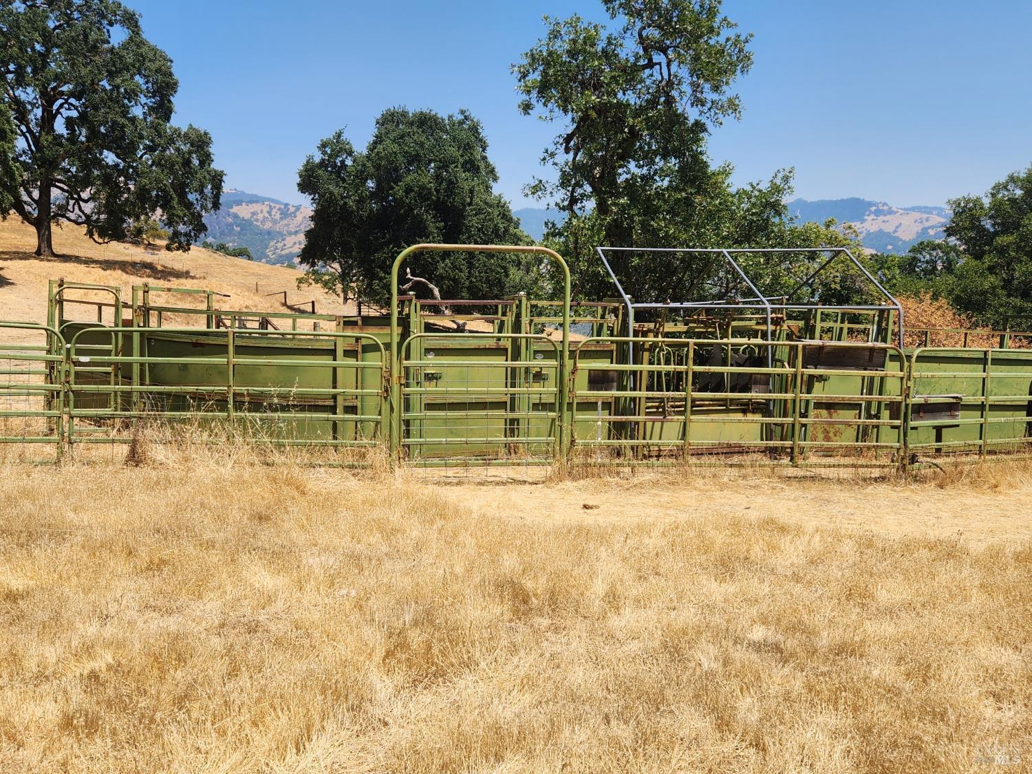 Detail Gallery Image 57 of 64 For 8225 Spyrock Rd, Laytonville,  CA 95454 - 2 Beds | 2 Baths