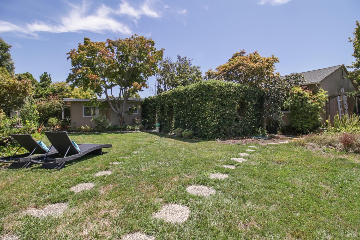 Detail Gallery Image 28 of 28 For 754 Bradley Ave, Novato,  CA 94947 - 3 Beds | 2 Baths