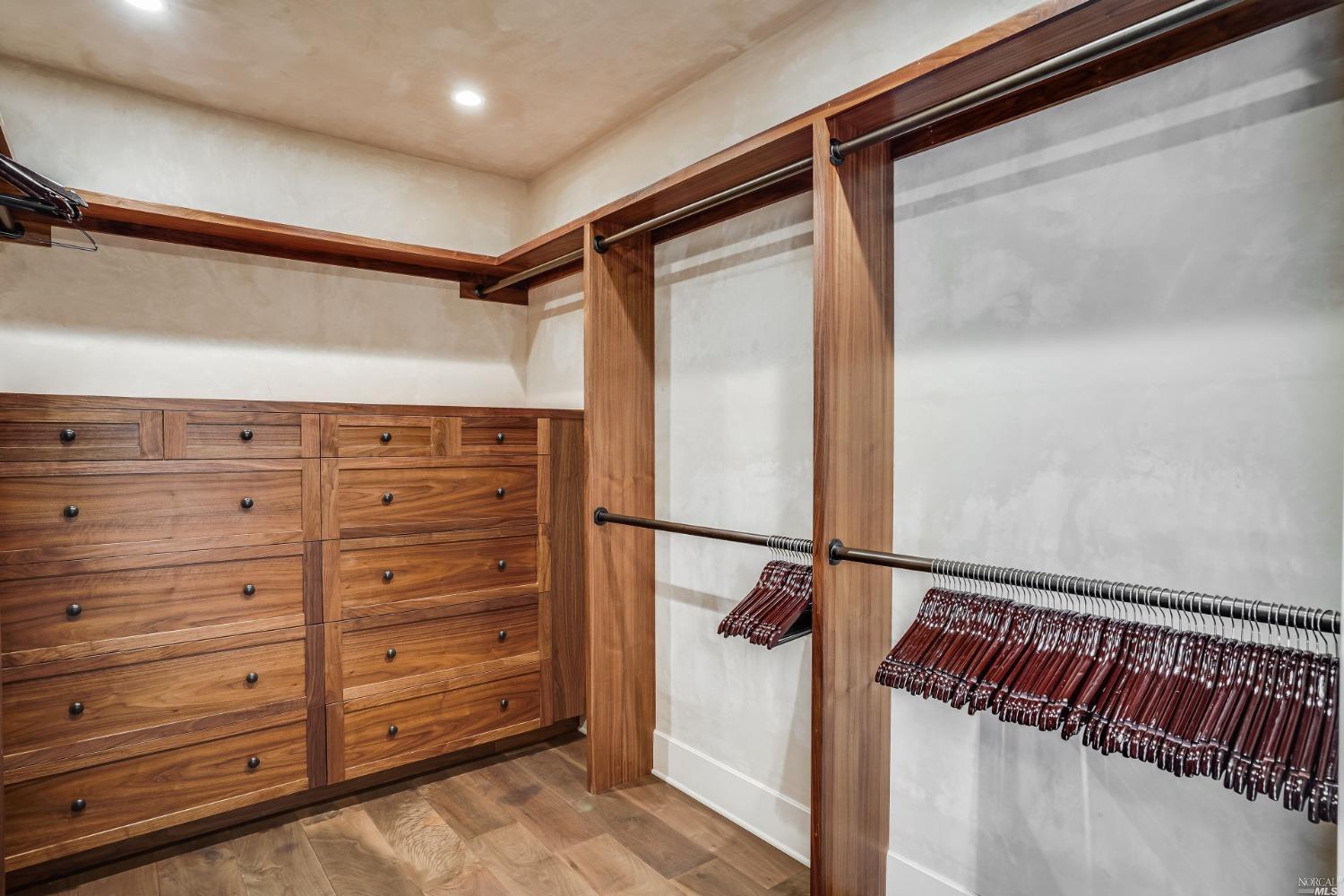 Detail Gallery Image 21 of 34 For 1016 Rodeo Rd #1,  Pebble Beach,  CA 93953 - 4 Beds | 3/1 Baths