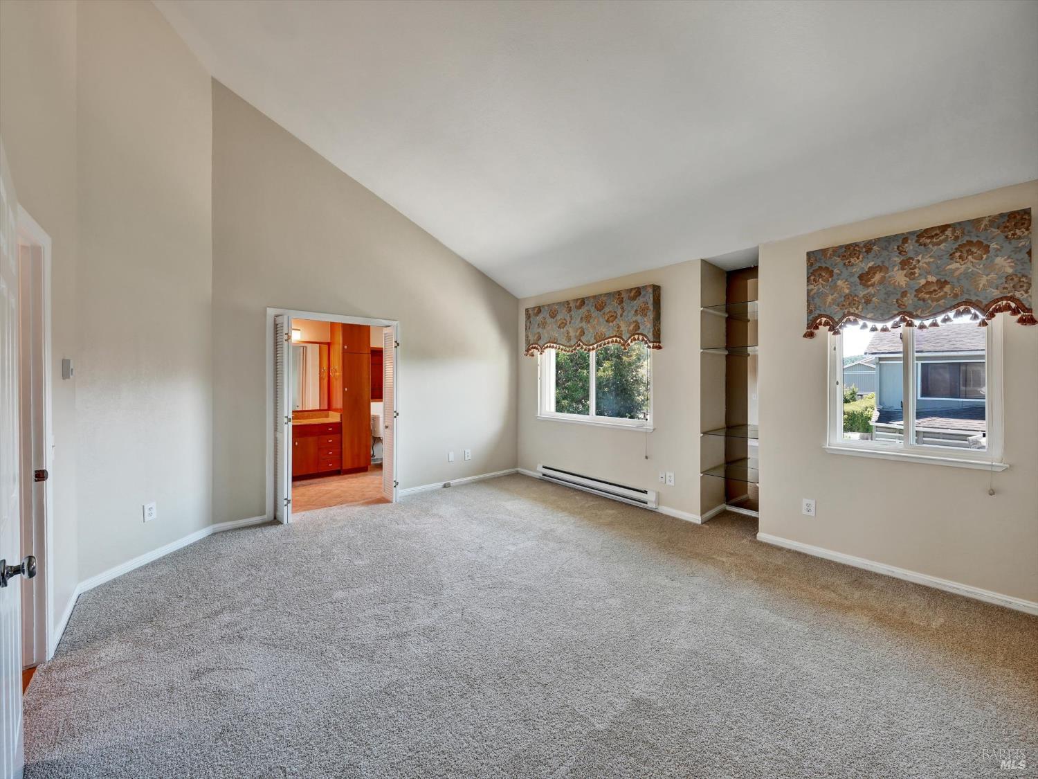 Detail Gallery Image 42 of 69 For 125 Spinnaker Point Dr, San Rafael,  CA 94901 - 2 Beds | 2 Baths