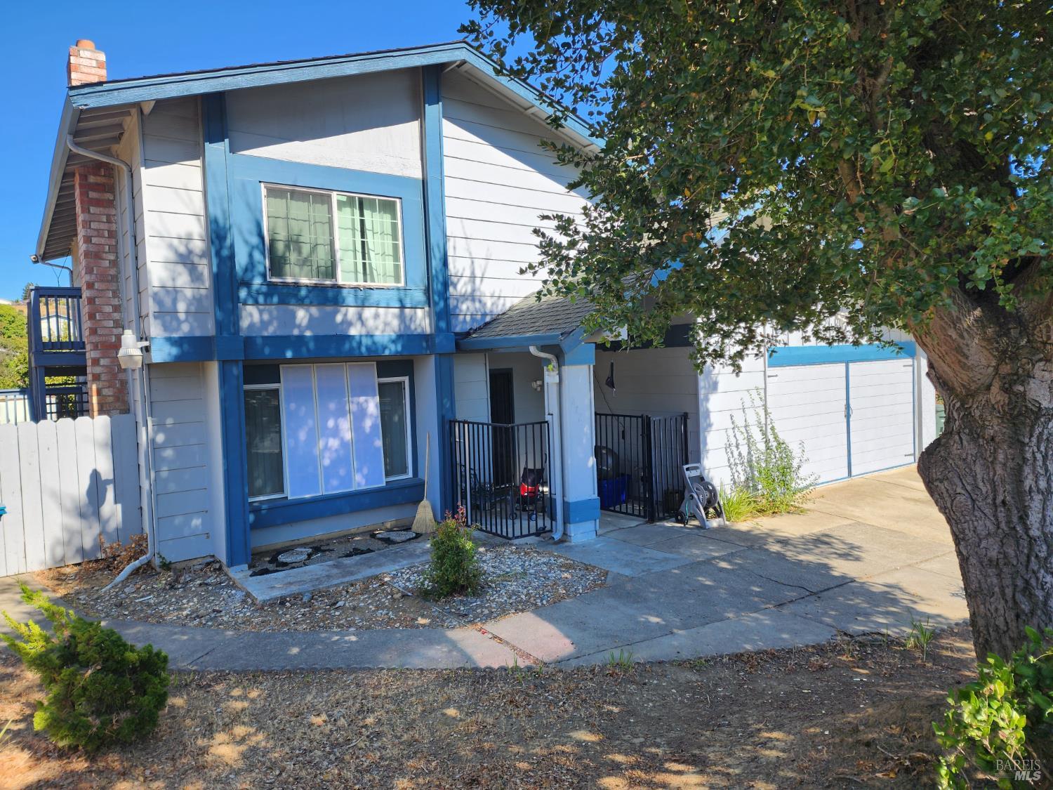 Detail Gallery Image 4 of 35 For 272 Woodridge Dr, Vallejo,  CA 94591 - 4 Beds | 2/1 Baths